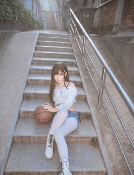 自拍偷在线精品自拍偷99九色_在线观看免费电影