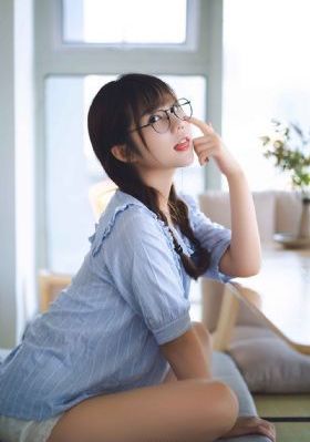 最美情侣免费视频播放_免费高清日本成人在线