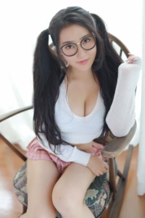 国产按摩女下阴毛免费三级片_BD英语超清在线观看