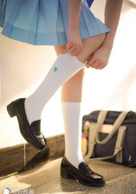 日韩精品一卡2卡3卡4卡三卡_720免费观看电视剧
