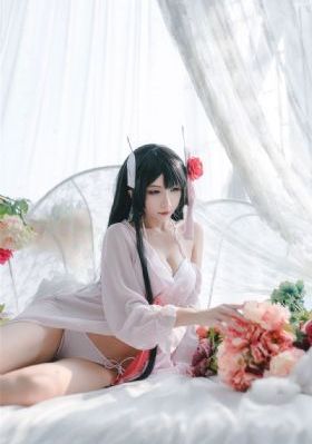 国产美女艹逼水_高清神马在线观看